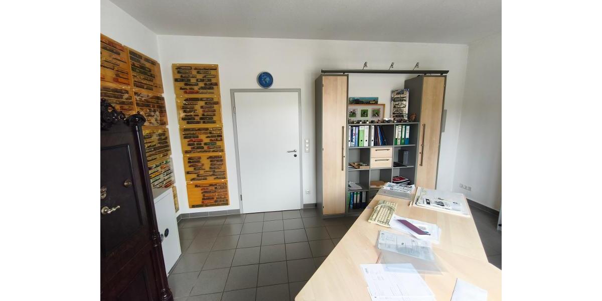 Chef 2 / Büro 1 Bild 2
